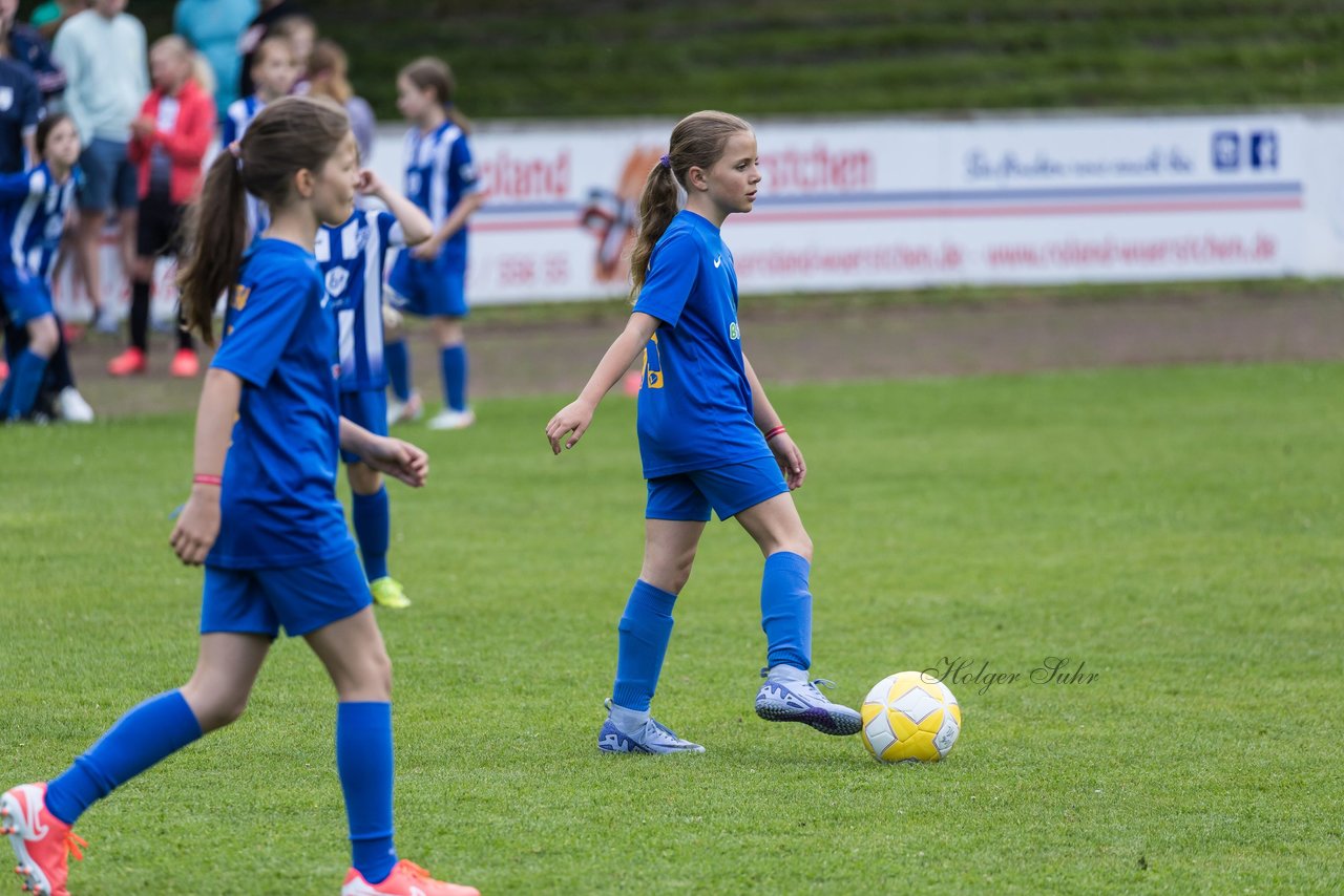 Bild 82 - Loewinnen Cup